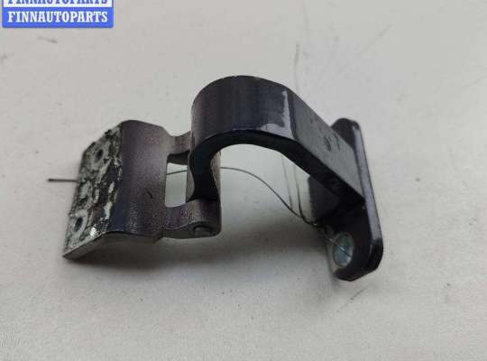 купить Петля крышки (двери) багажника на Volkswagen Passat B4