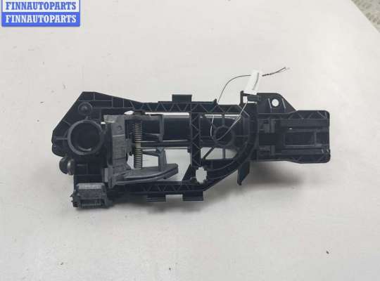 купить Ручка двери наружная передняя правая на Volkswagen Passat B6