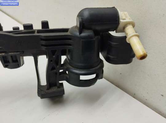 купить Рампа (рейка) топливная на Ford C-Max