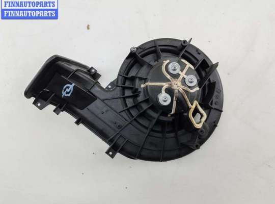 Мотор отопителя на Opel Vectra C