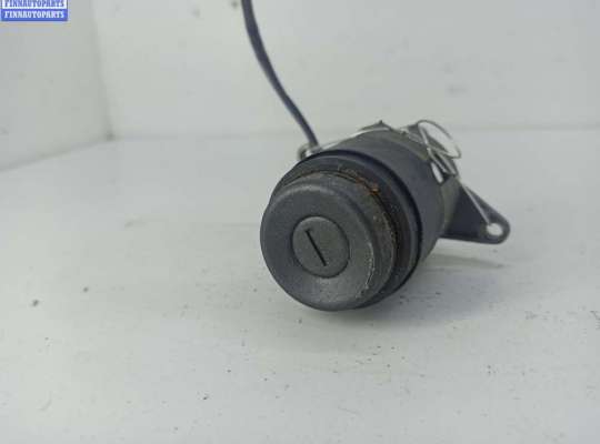 купить Кнопка открывания багажника на Audi 100 C4 (1991-1994)