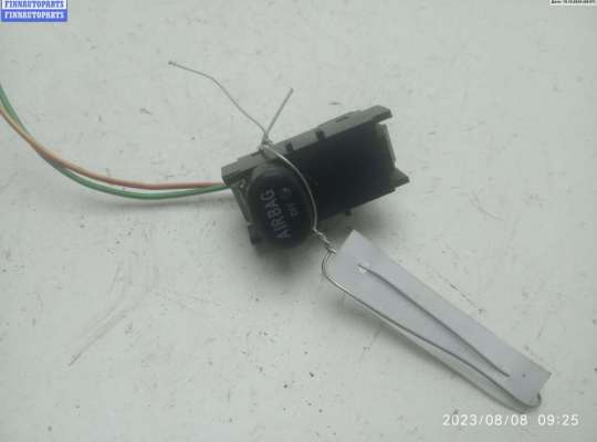 Кнопки управления прочие (включатель) MB1505343 на Mercedes Vito-1 W638 (1996-2003)