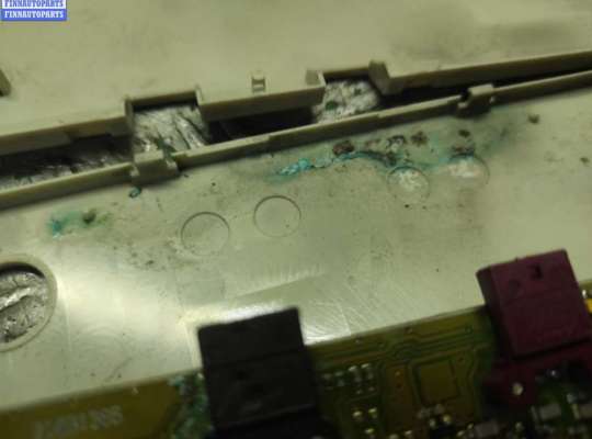 купить Усилитель антенны на BMW 5 E60/E61 (2003-2010)