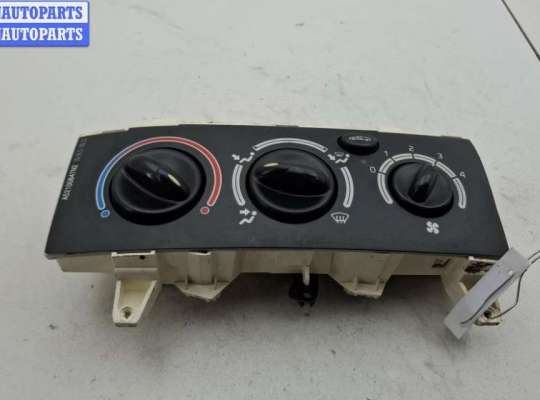 Переключатель отопителя RN1482956 на Renault Megane I (1995-2003)