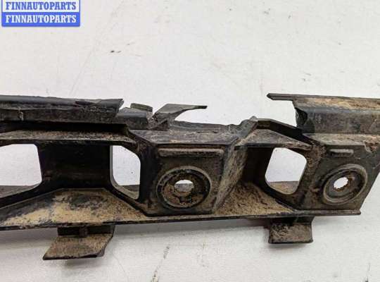 купить Кронштейн бампера переднего на Volkswagen Passat B6