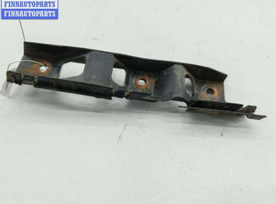 купить Кронштейн бампера переднего на Volkswagen Passat B6