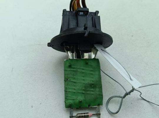 купить Сопротивление отопителя на Peugeot 307