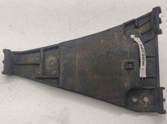 купить Кронштейн бампера переднего на Audi A4 B5 (1994-2001)