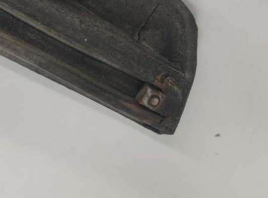 купить Молдинг двери передней правой на Audi A6 C5 (1997-2005)