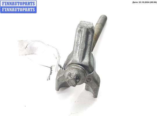 купить Скоба (кронштейн) крепления форсунки на BMW 3 E90/E91/E92/E93 (2005-2013)