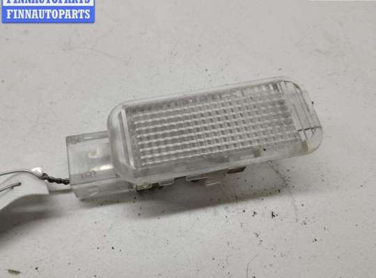 купить Фонарь салонный (плафон) на Audi A6 C5 (1997-2005)