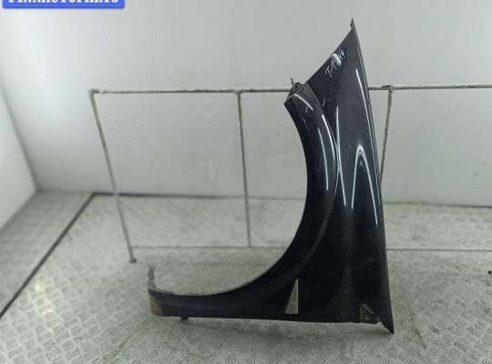 купить Крыло переднее левое на Renault Megane II (2002-2008)