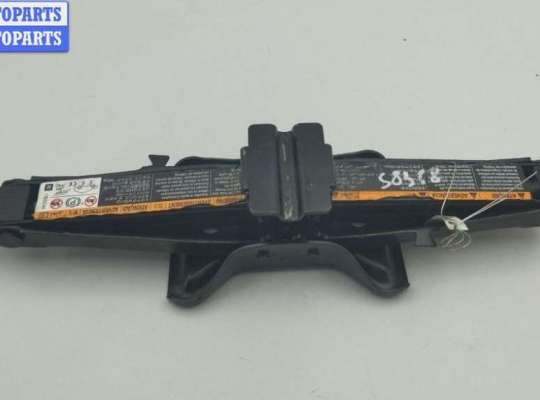 Домкрат OP2437358 на Opel Astra J (2009-2015)
