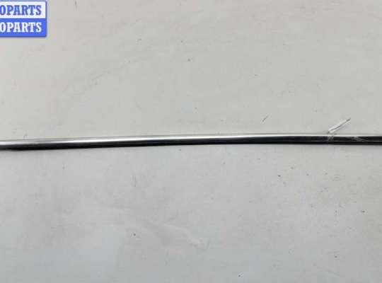 купить Молдинг стекла двери передней левой наружный на Skoda Octavia mk3 (A7 5E) 2013-2020