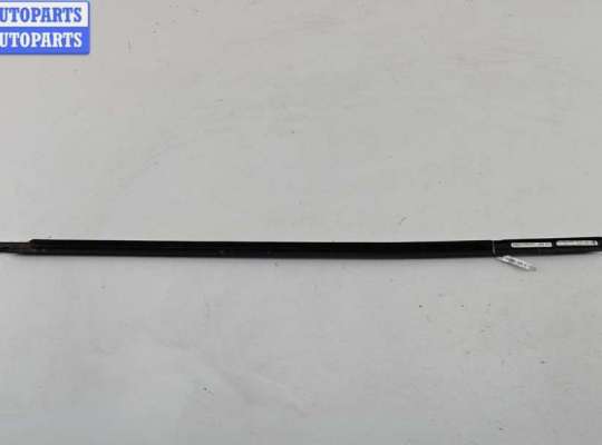 купить Молдинг стекла двери передней левой наружный на Skoda Octavia mk3 (A7 5E) 2013-2020