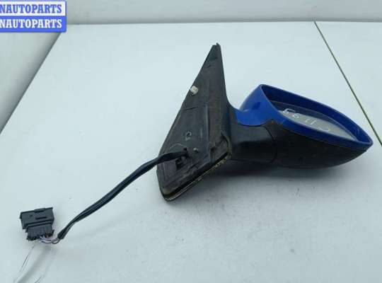 купить Зеркало наружное правое на Volkswagen Golf-4