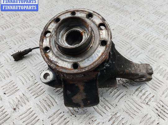 Ступица передняя левая OP2388922 на Opel Vectra C (2002-2008)