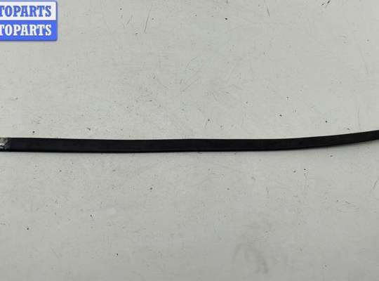 купить Молдинг двери передней левой на Volkswagen Golf-4