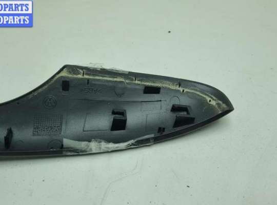 купить Накладка (заглушка) рейлинга на Volkswagen Passat B5+ (GP)