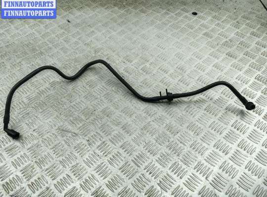 Патрубок (трубка, шланг) на Volkswagen Transporter T4