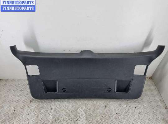 купить Обшивка крышки багажника на Volkswagen Passat B6