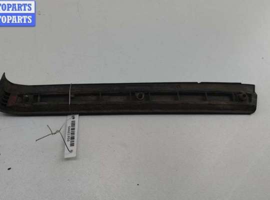 купить Молдинг крыла переднего левого на Mercedes C-Class W202 (1993-2000)