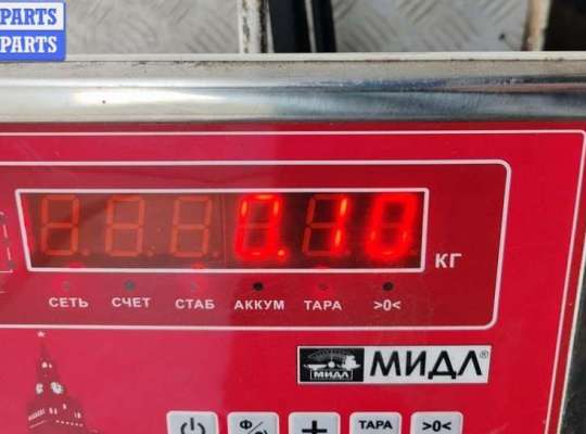 купить Молдинг двери передней левой на Volkswagen Passat B5+ (GP)