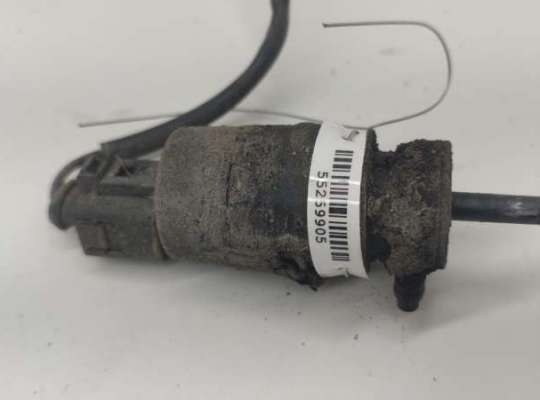 купить Насос (моторчик) омывателя стекла на Audi A6 C6 (2004-2011)