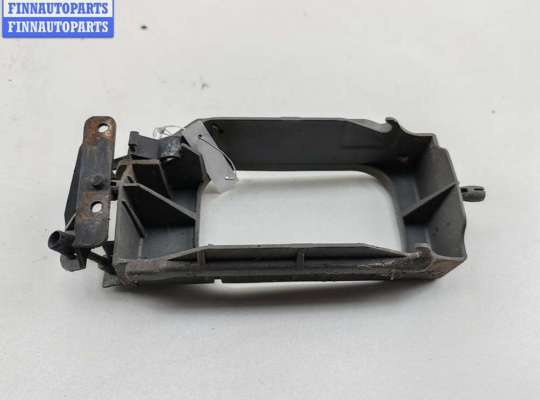 купить Рамка фары противотуманной левой на BMW 3 E36 (1991-2000)