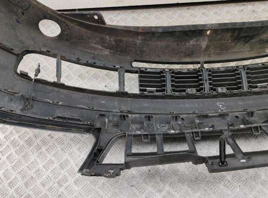 купить Бампер передний на Volkswagen Passat B5