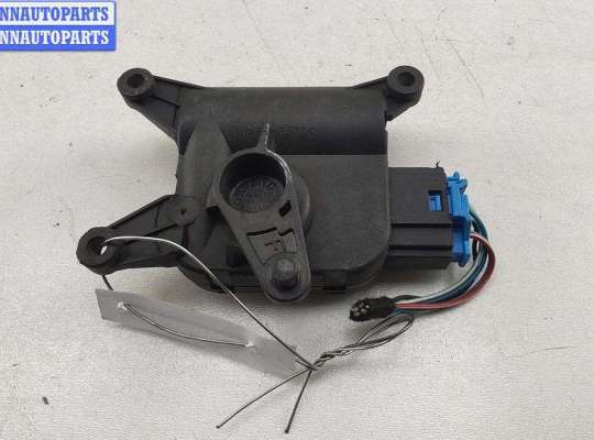 Моторчик заслонки печки на Volkswagen Touareg I (7L)