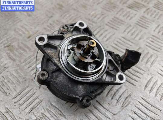 купить Насос вакуумный на Volkswagen Passat B5