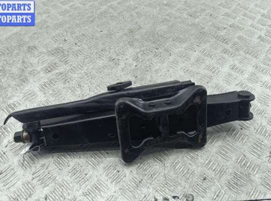 купить Домкрат на Chrysler Voyager (2001-2007)