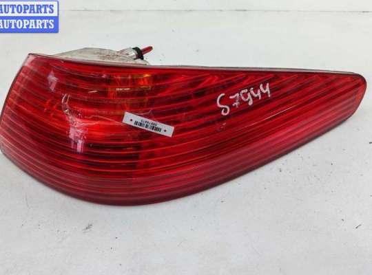 купить Фонарь задний правый на Peugeot 607