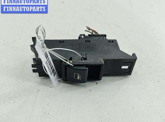Кнопка стеклоподъемника переднего правого BM3584411 на BMW 3 E46 (1998-2006)