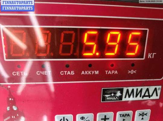 купить Стойка подвески передняя левая на Volkswagen Passat B5