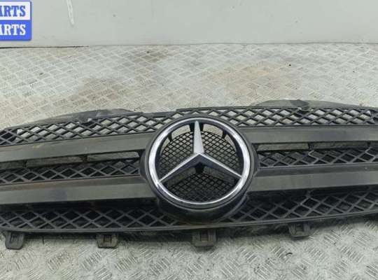 купить Решетка радиатора на Mercedes Sprinter W906 (2006-2018)