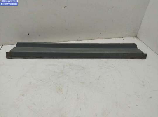 Накладка на порог наружная правая MB1630816 на Mercedes 190 W201 (1982-1993)