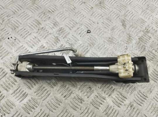 Купить Домкрат на BMW 3 E46 (1998-2006) Домкрат BM3731378 на BMW 3 E46 (1998-2006)