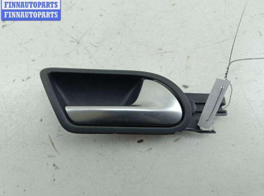 купить Ручка двери внутренняя задняя правая на Volkswagen Golf-5