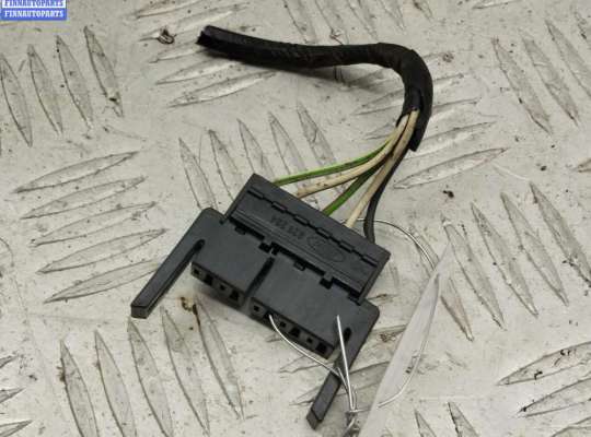 купить Разъем (фишка) проводки на Ford Focus I (1998-2005)