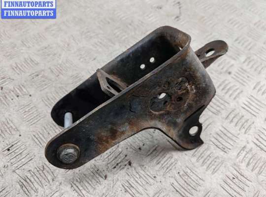 купить Кронштейн КПП опорный на Chrysler Voyager (2001-2007)