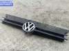 купить Решетка радиатора на Volkswagen Golf-4