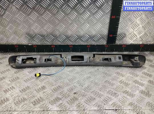 купить Накладка подсветки номера на Renault Megane Megane II 2006-2009 рестайлинг