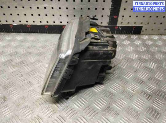 Фара передняя на Audi A4 (8D, B5)