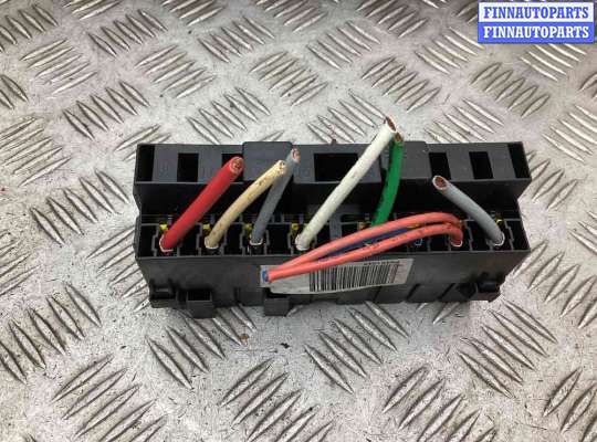 купить Блок предохранителей на Peugeot 307 307 (3A/3H) 2001-2005