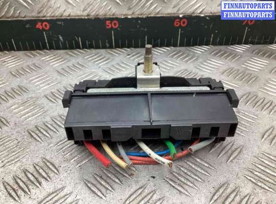 купить Блок предохранителей на Peugeot 307 307 (3A/3H) 2001-2005