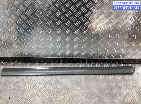 Молдинг двери передней правой DGQ2301 на Chrysler Voyager Voyager IV (RG) 2001-2008