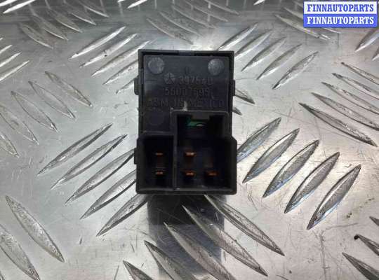 купить Кнопка стеклоподъемника переднего правого на Dodge Durango Durango II 2003-2009