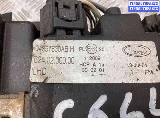 купить Фара правая на Chrysler Voyager Voyager IV (RG) 2001-2008